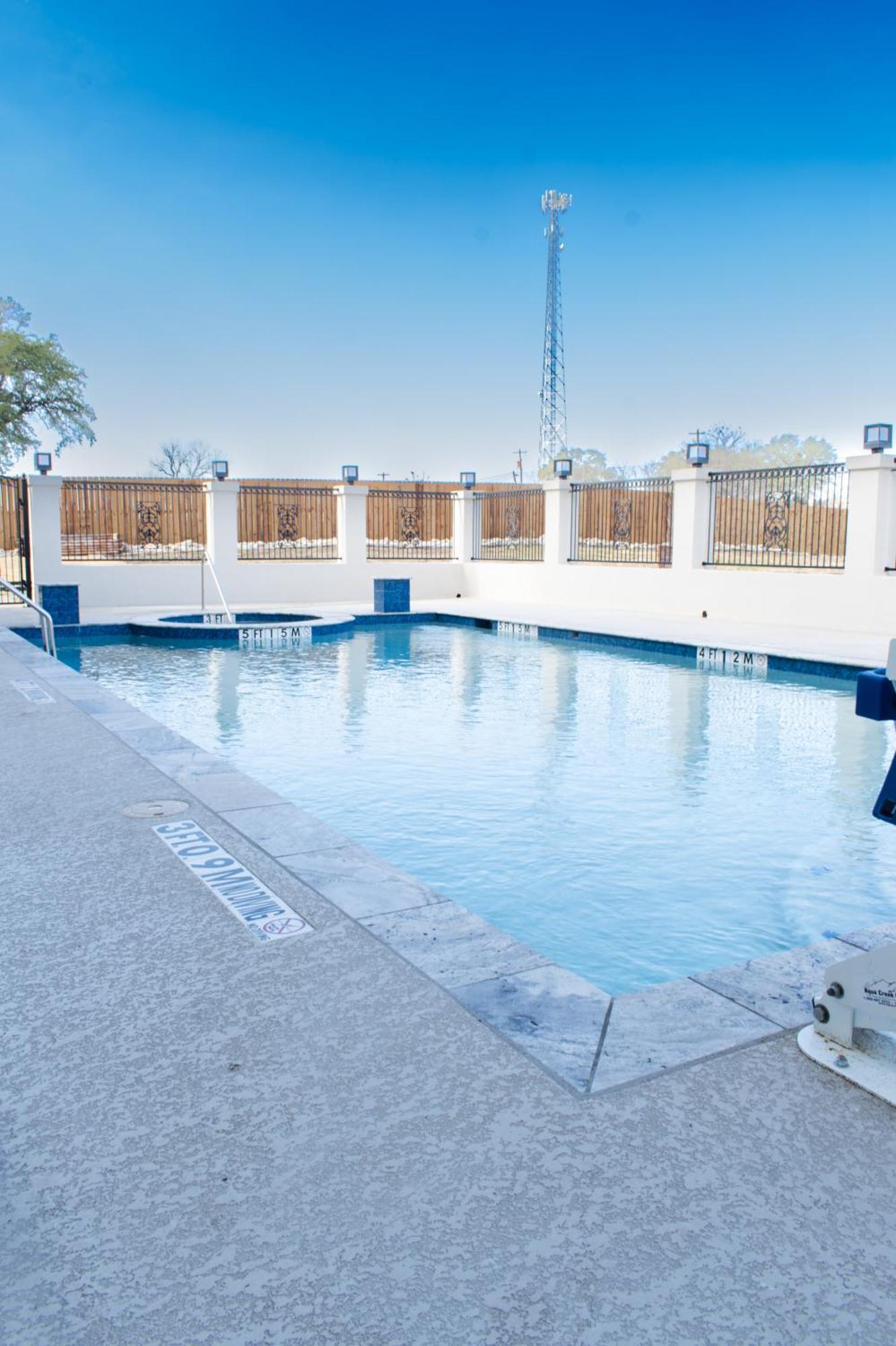 Holiday Inn Express Glen Rose By Ihg Esterno foto