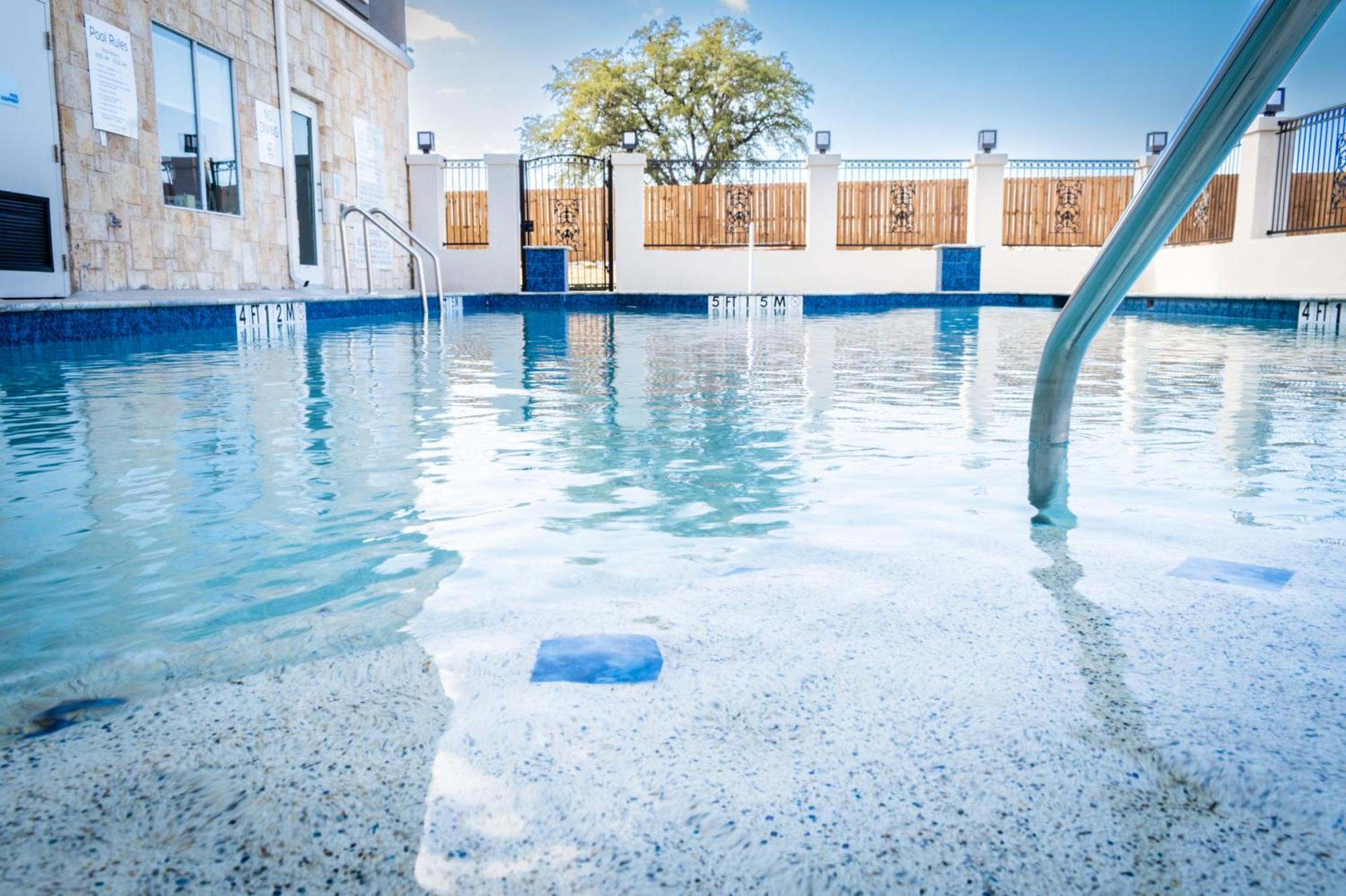 Holiday Inn Express Glen Rose By Ihg Esterno foto